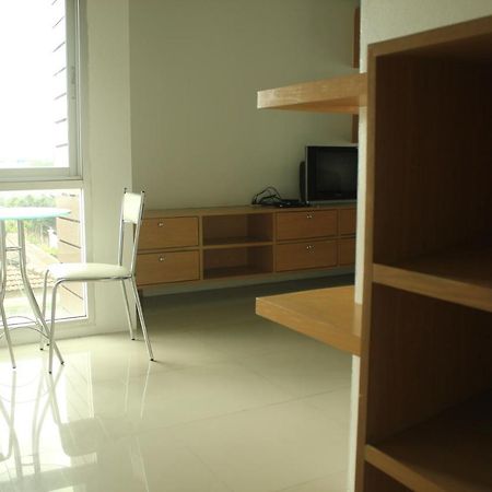 Bansabai Sabaidee Service Apartment Bangkok Bagian luar foto