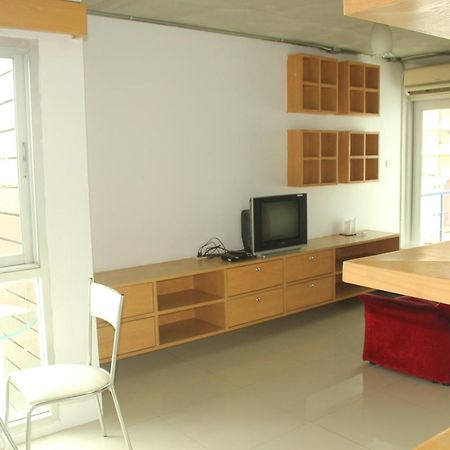 Bansabai Sabaidee Service Apartment Bangkok Bagian luar foto