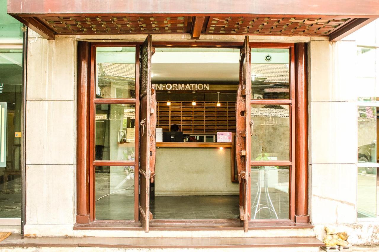 Bansabai Sabaidee Service Apartment Bangkok Bagian luar foto