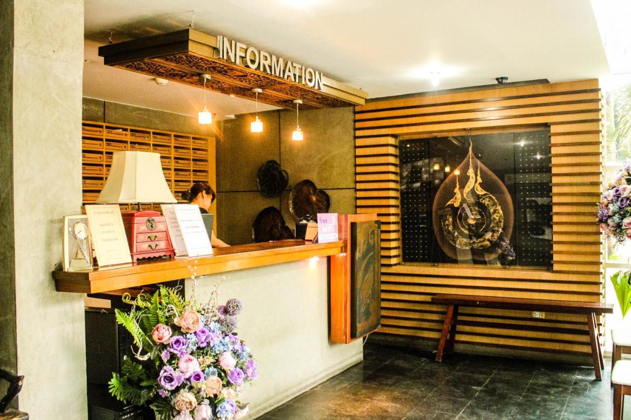 Bansabai Sabaidee Service Apartment Bangkok Bagian luar foto