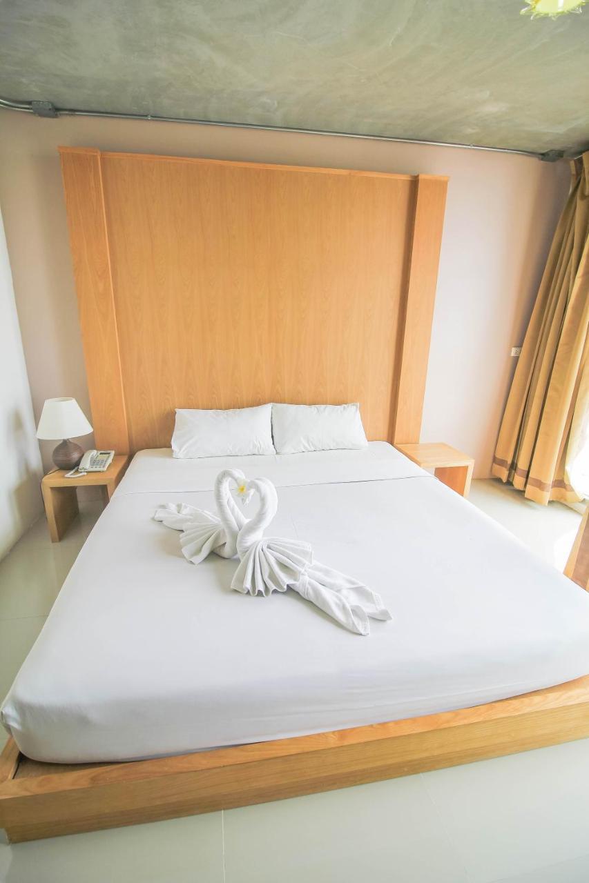 Bansabai Sabaidee Service Apartment Bangkok Bagian luar foto