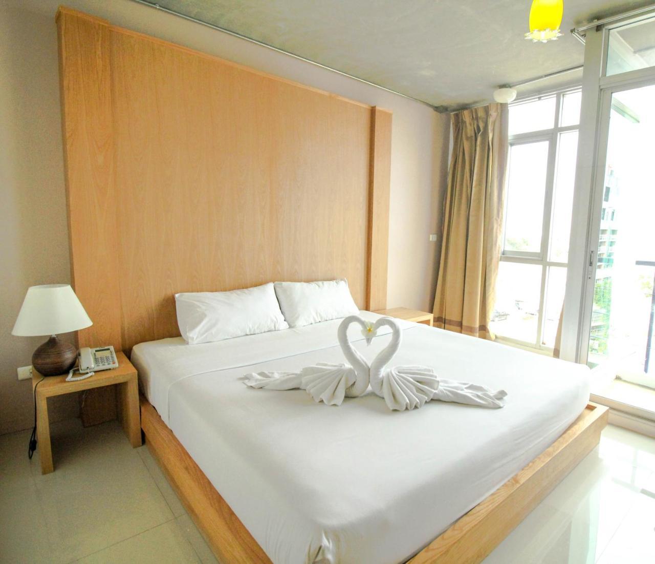 Bansabai Sabaidee Service Apartment Bangkok Bagian luar foto